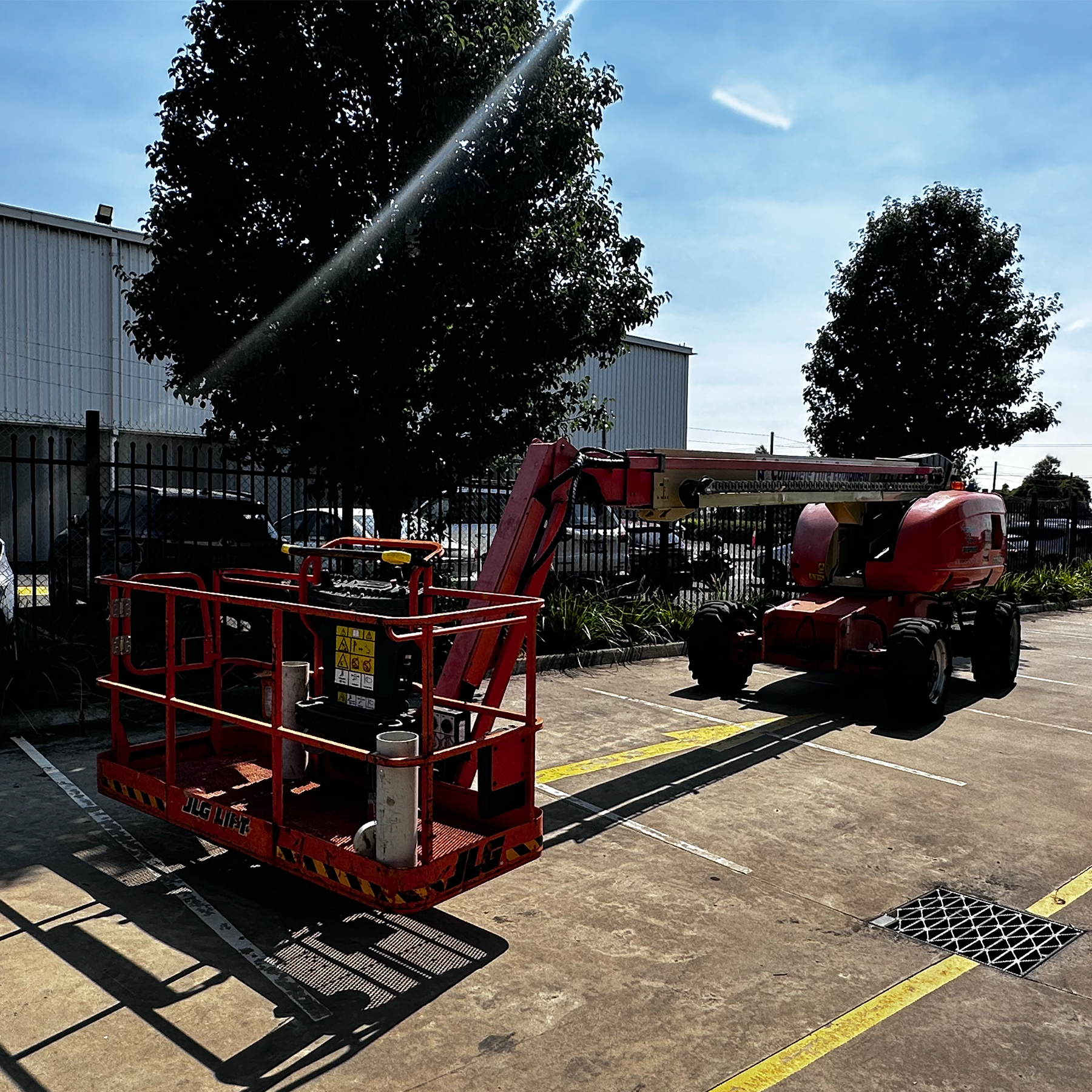 66ft Rough Terrain Diesel Straight Boom Lift - Image 15