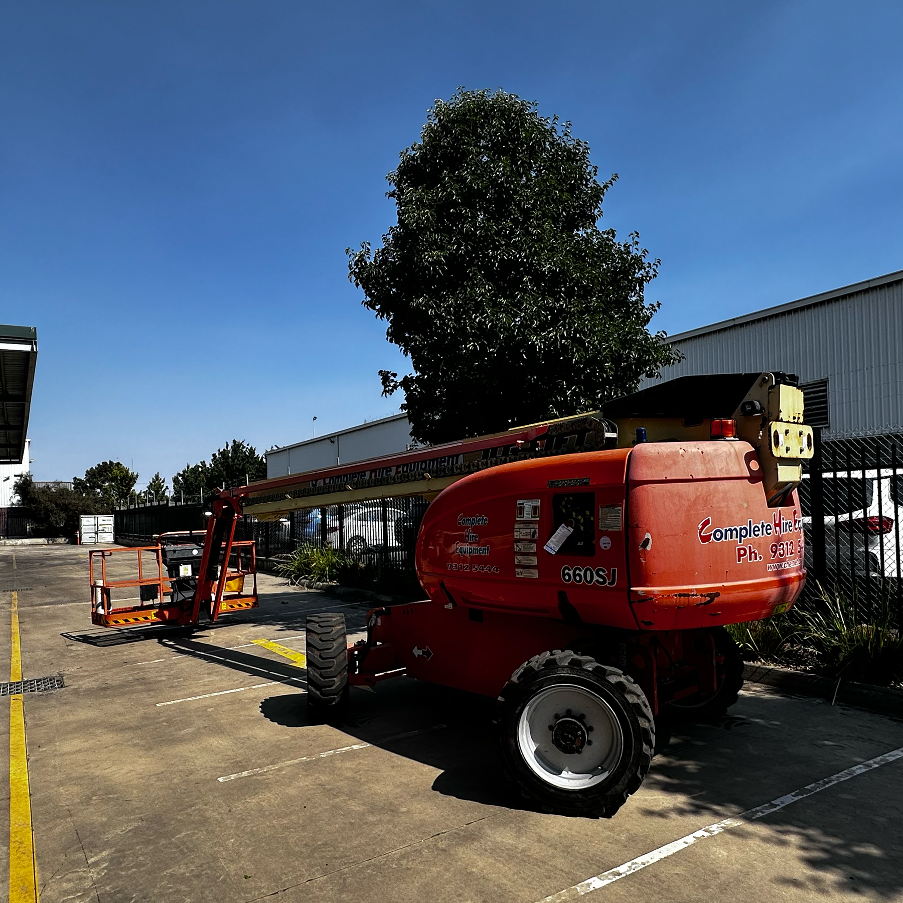 66ft Rough Terrain Diesel Straight Boom Lift - Image 12